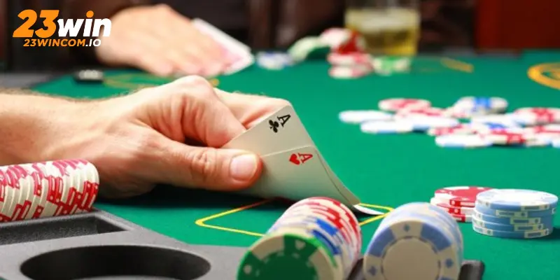 Chia sẻ các chiến thuật chơi game Poker online cơ bản
